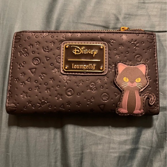 Disney Loungefly Hocus Pocus Backpack and Wallet - Picture 8 of 9